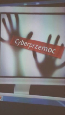 Cyberprzemoc i bezpieczeństwo w sieci